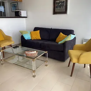  Appartement Le Palais, 1 Pièce, 4 Personnes - Fr-1-418-93